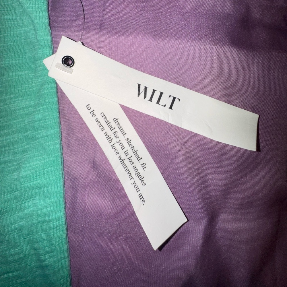 Wilt 100% Cotton V-Neck Tee Spearmint Green Made in USA Women’s XS NWT - Picture 11 of 12